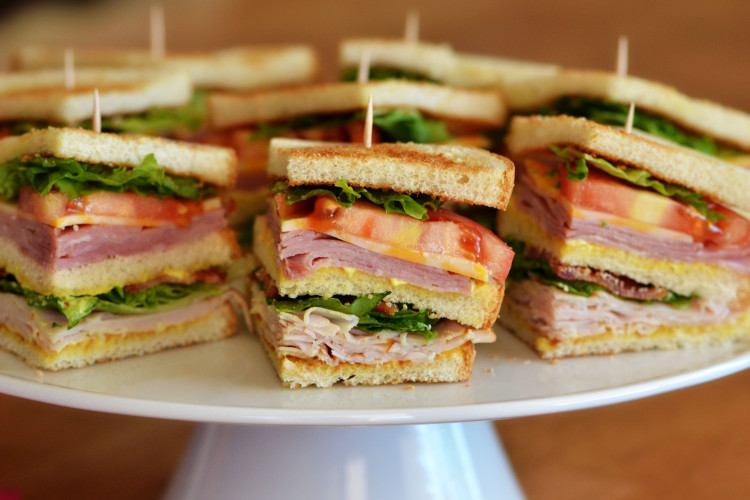 Mini sándwiches